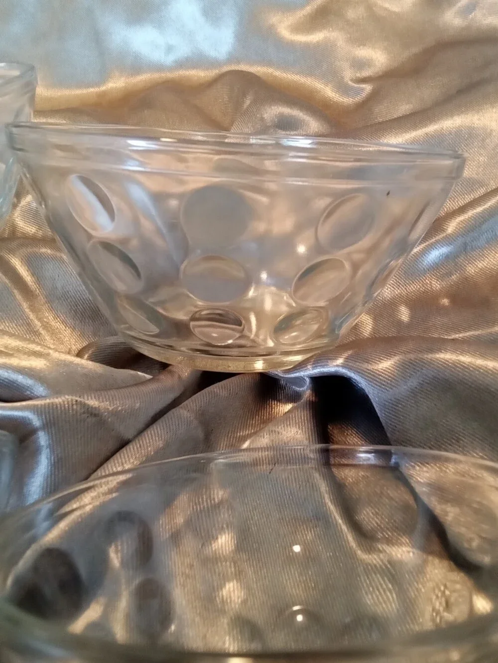 #7051 Set of Clear Glass Nesting Bowls